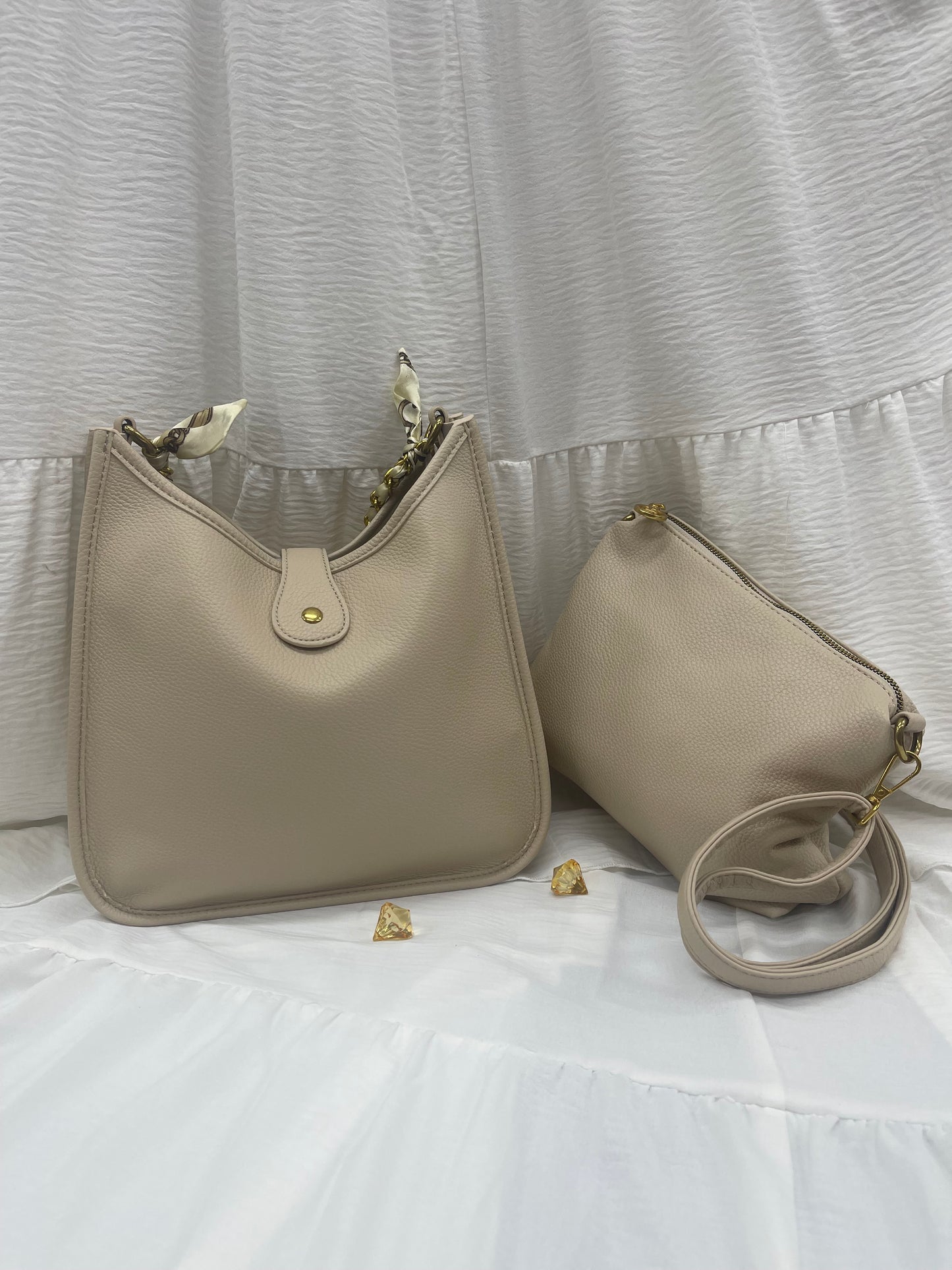 Duo pratique et stylé - Beige neutre et luxe discret