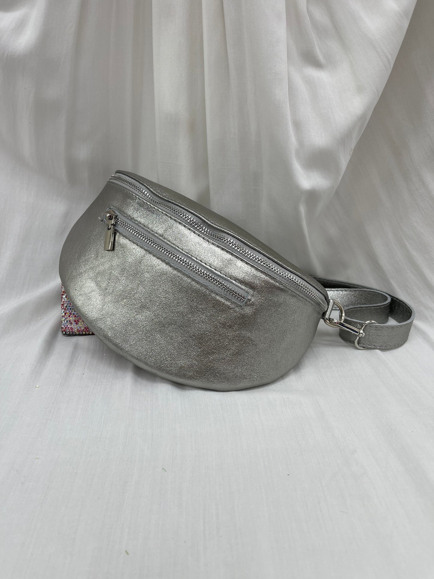 Pochette banane métallisée chic - Parfaite pour vos sorties