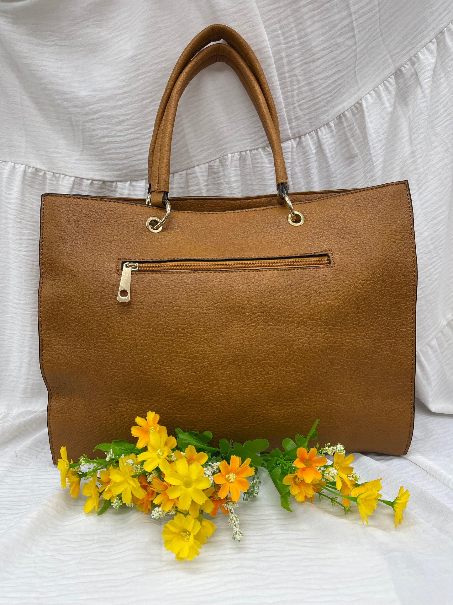 Sac à main camel chic et spacieux - L'élégance au quotidien