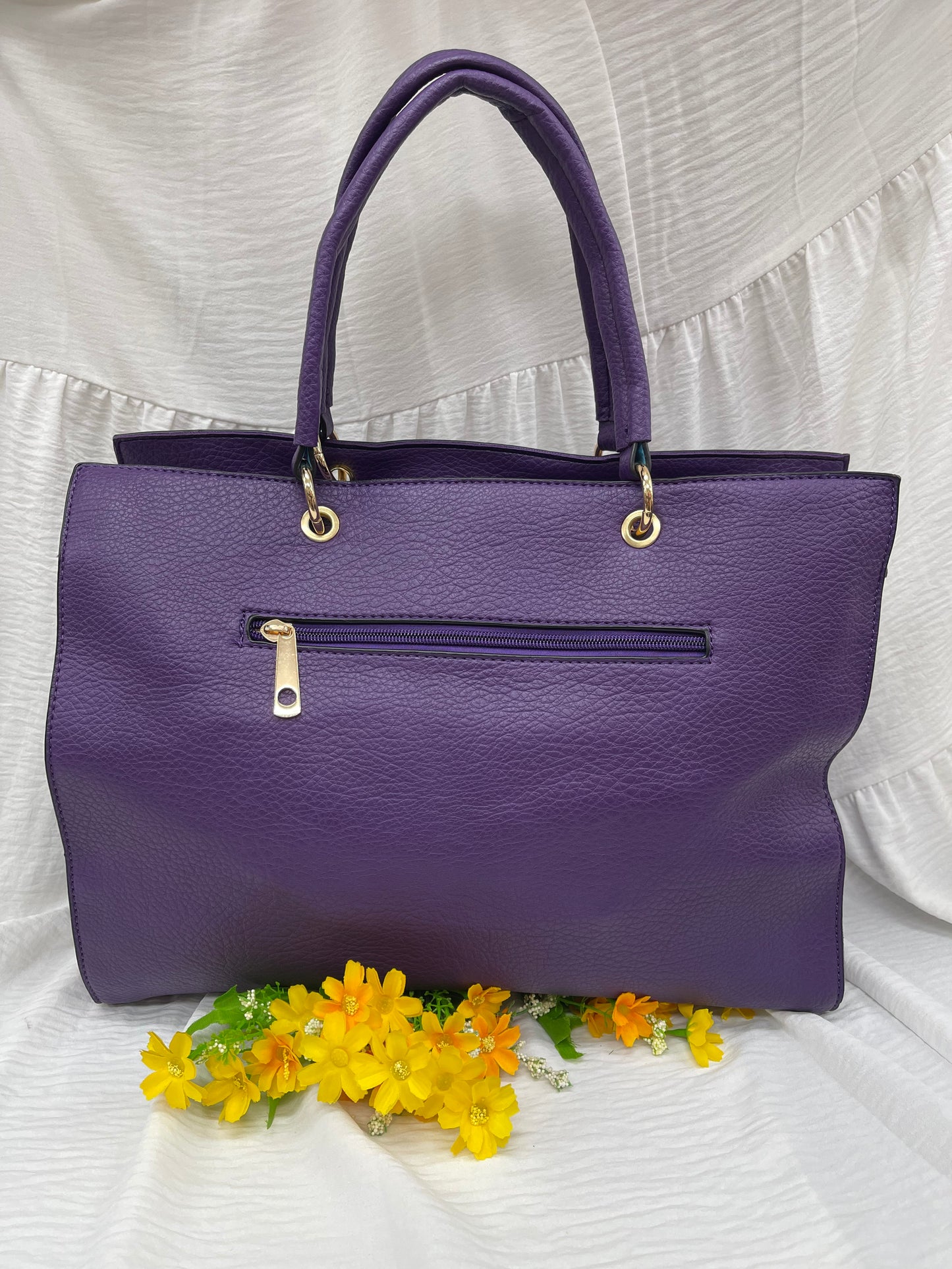 Sac texturé violet intense - Charme et praticité